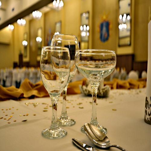 Hotel Slovan Losonc Kültér fotó