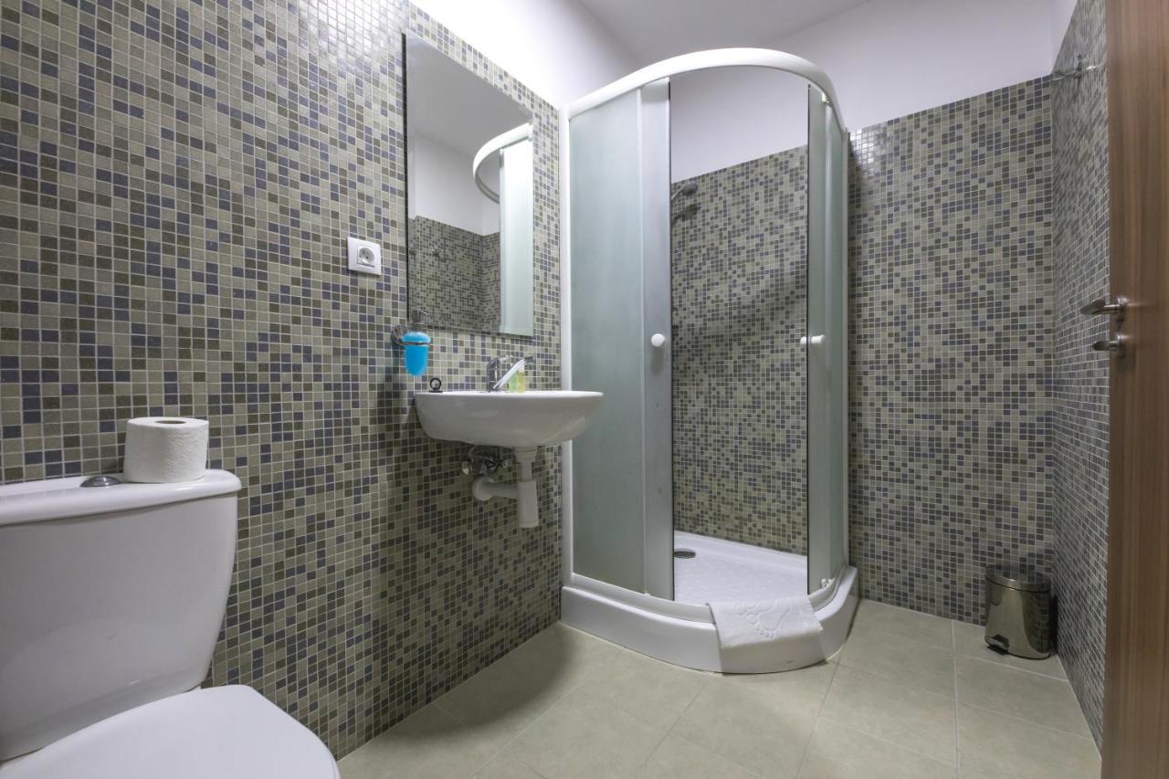 Hotel Slovan Losonc Kültér fotó