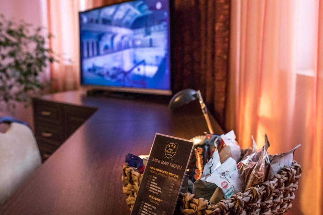 Hotel Slovan Losonc Kültér fotó